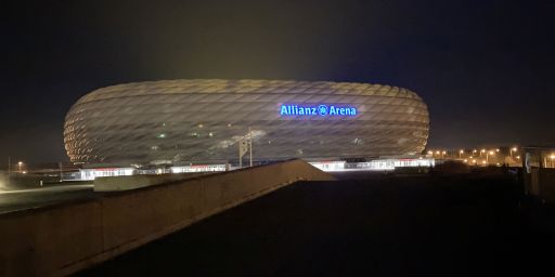 Allianz Arena am Morgen